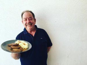 blog Ο Ηλίας Μαμαλάκης για τα “καλούδια” της Λήμνου